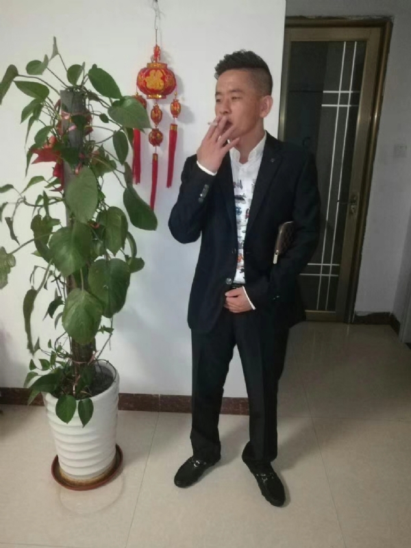 男人三十而立的第二张照片--上饶相亲服务中心