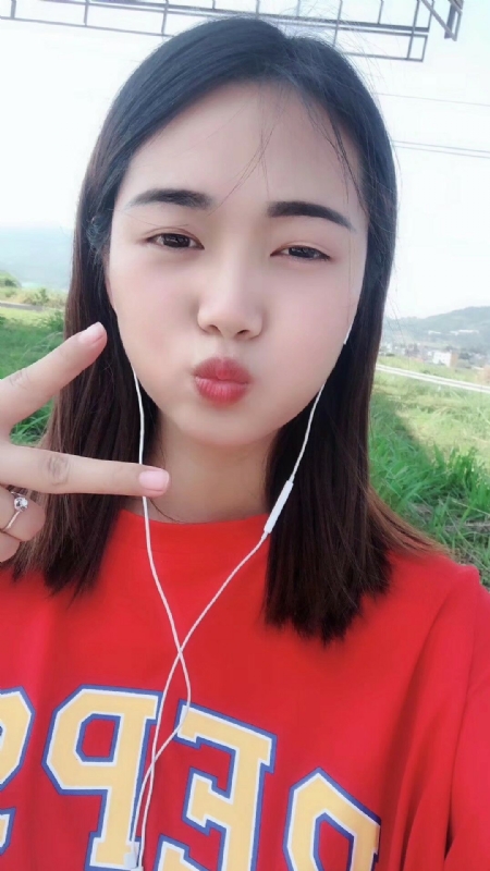 深拥必定温暖的第一张照片--上饶相亲服务中心