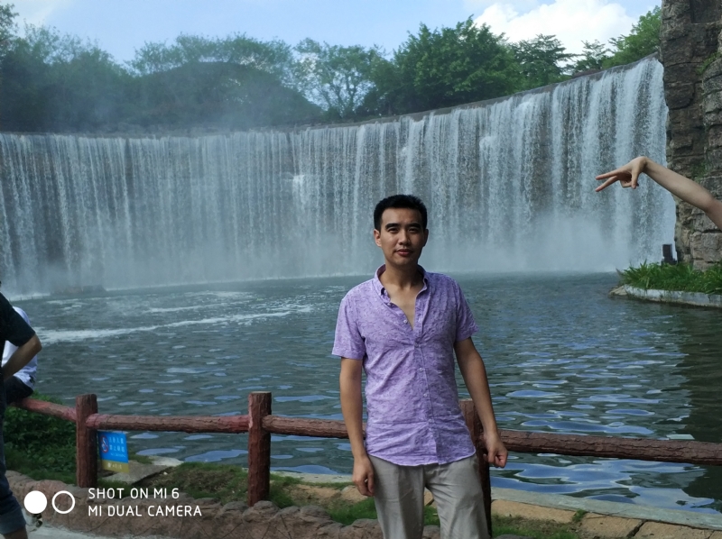 追梦人的第一张照片--上饶相亲服务中心