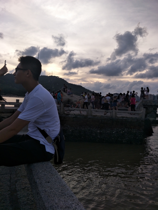 诗和远方的第一张照片--上饶相亲服务中心