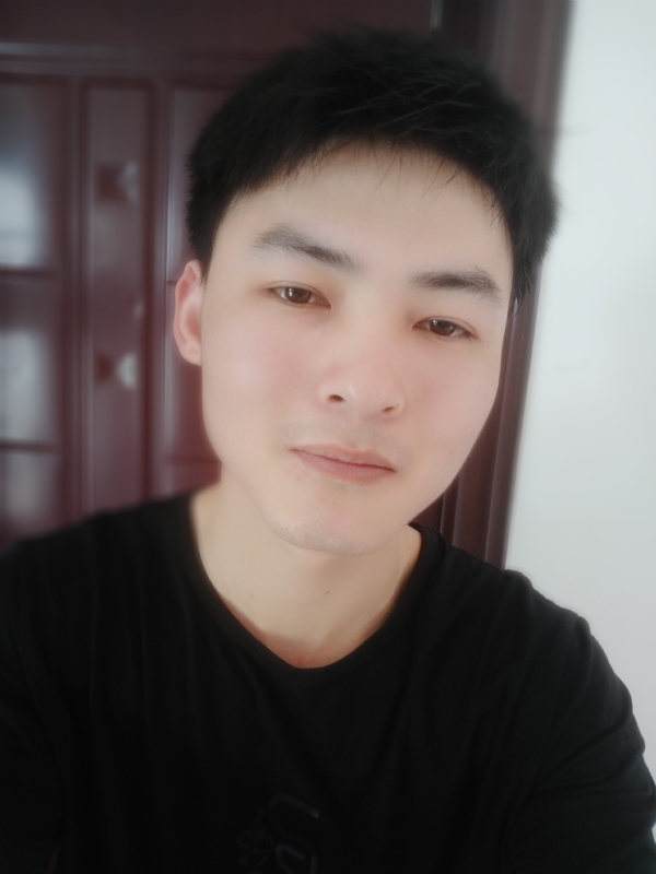 小情绪)っ的第一张照片--上饶相亲服务中心