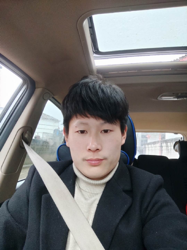 少年的第一张照片--上饶相亲服务中心