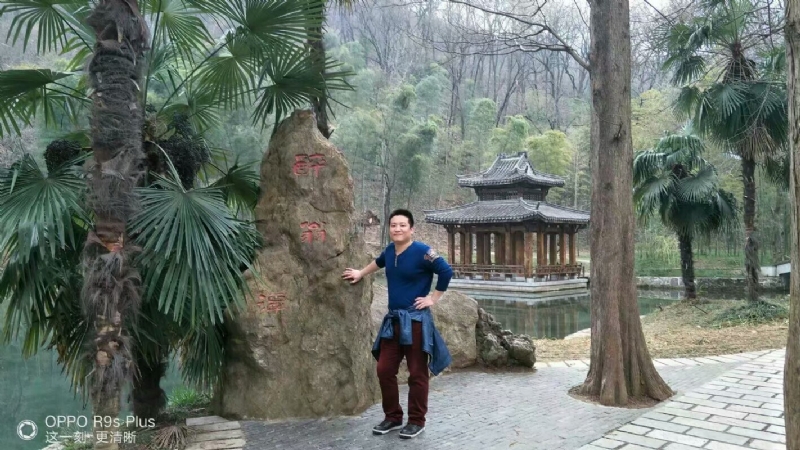 烦事用点心的第一张照片--上饶相亲服务中心