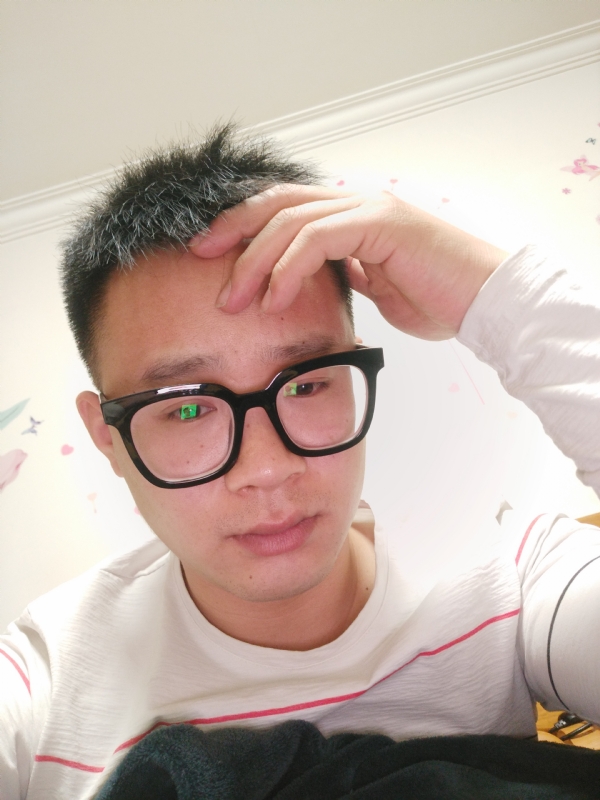 华灯初上的夜晚的第一张照片--上饶相亲服务中心