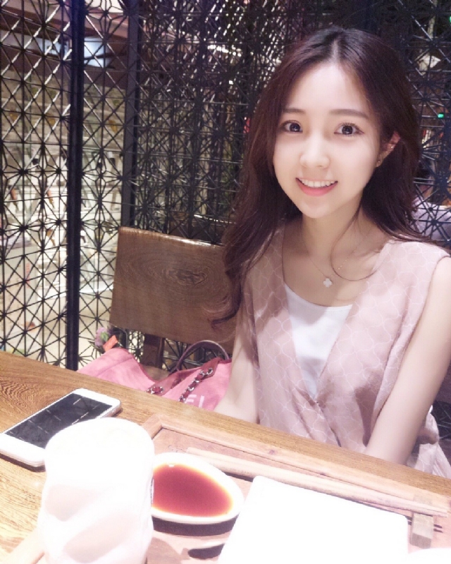 冰艳残阳的第二张照片--上饶相亲服务中心