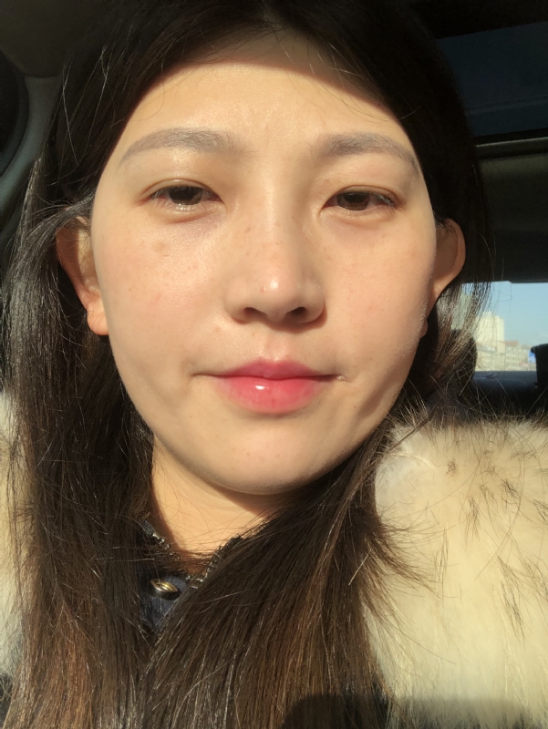 轻闭双眼的第一张照片--上饶相亲服务中心