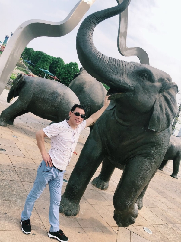 朝望大海的第三张照片--上饶相亲服务中心