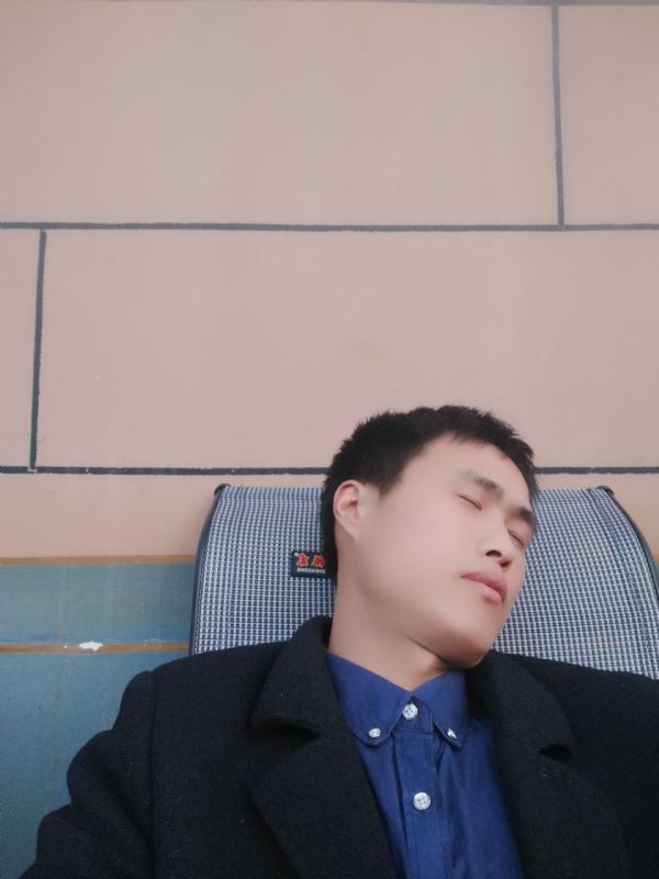 有钱爱情才能长久的第一张照片--上饶相亲服务中心