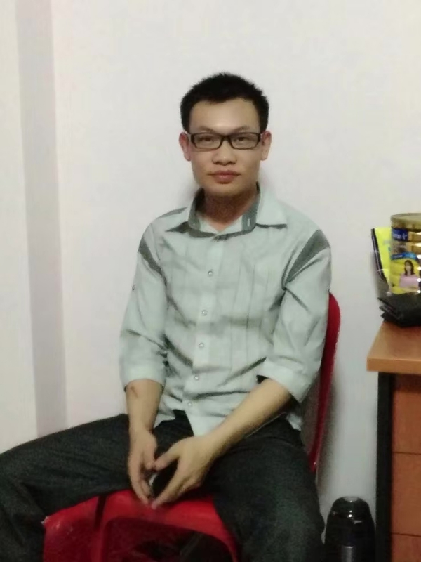 坚强不屈的第一张照片--上饶相亲服务中心