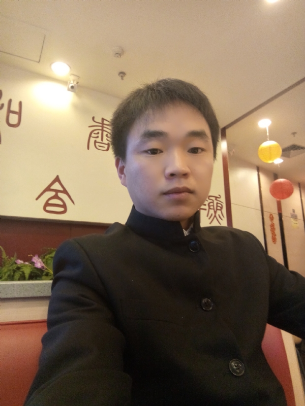 夜凉露沾衣的第一张照片--上饶相亲服务中心