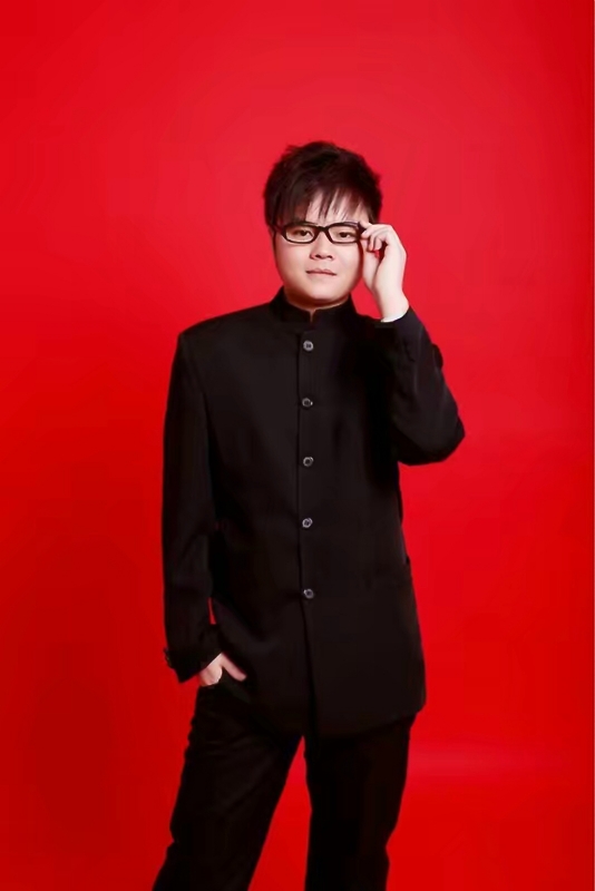 站在远处看童年的第一张照片--上饶相亲服务中心