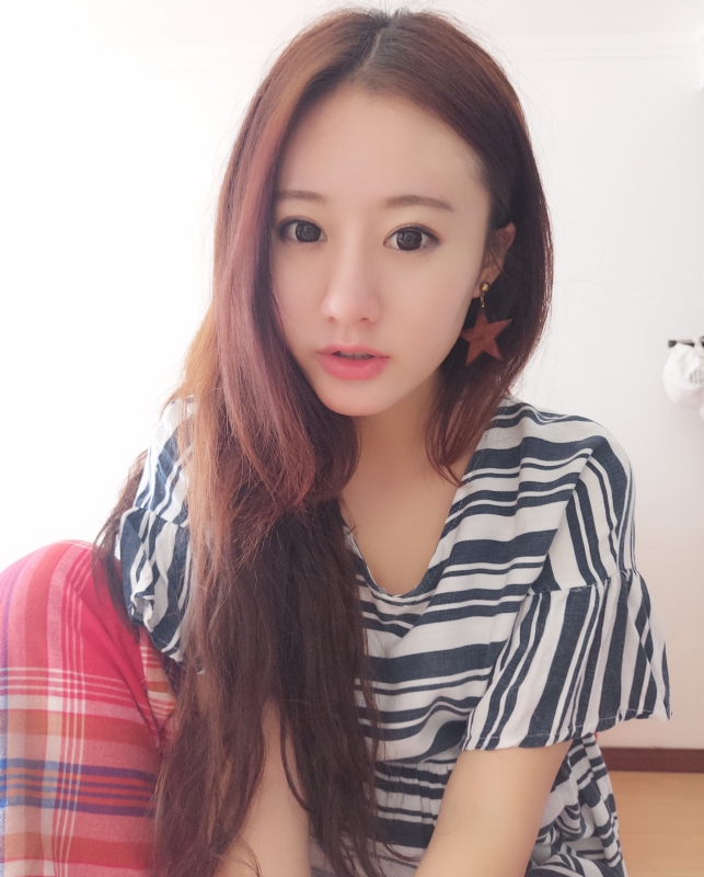 没有故事的女同学的第二张照片--上饶相亲服务中心