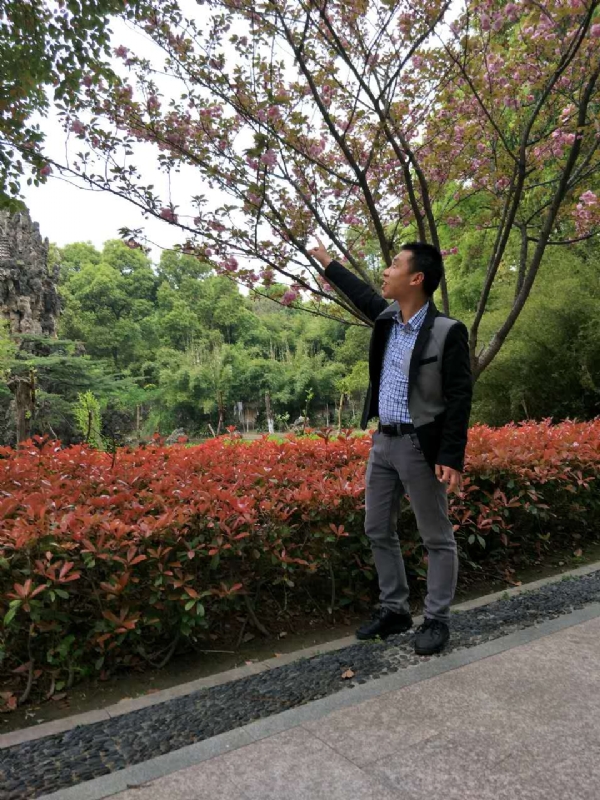 坦诚的第一张照片--上饶相亲服务中心