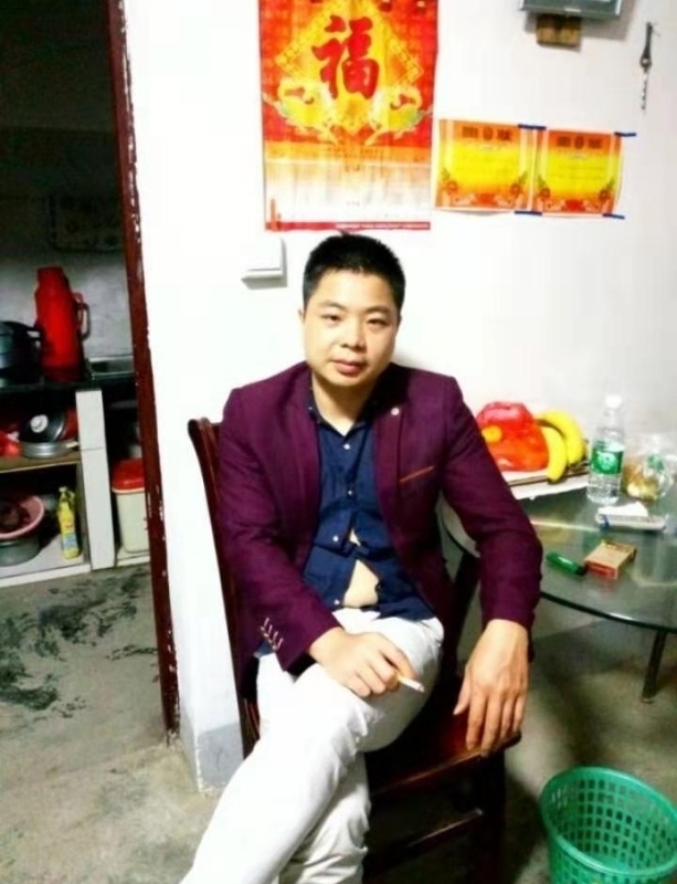 蓝色的微笑的第一张照片--上饶相亲服务中心