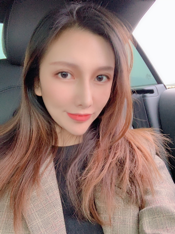 李岚Lancy的第一张照片--上饶相亲服务中心