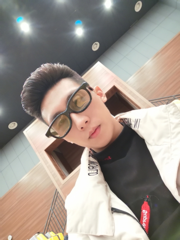 少年已不在年少的第一张照片--上饶相亲服务中心