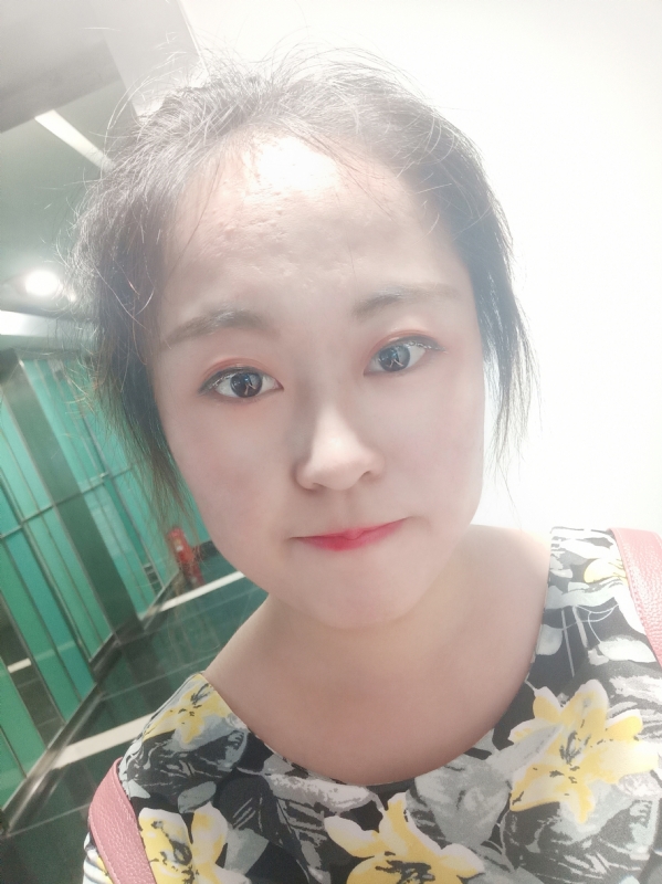 小花伞的第一张照片--上饶相亲服务中心