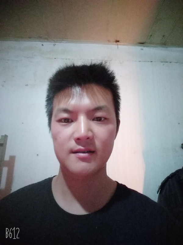 风轻云淡的第一张照片--上饶相亲服务中心