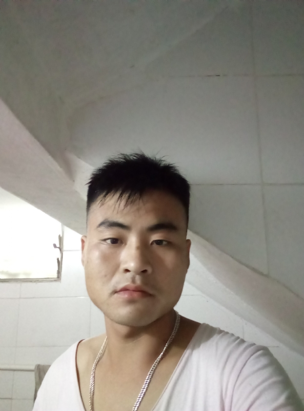 落叶知秋的第一张照片--上饶相亲服务中心