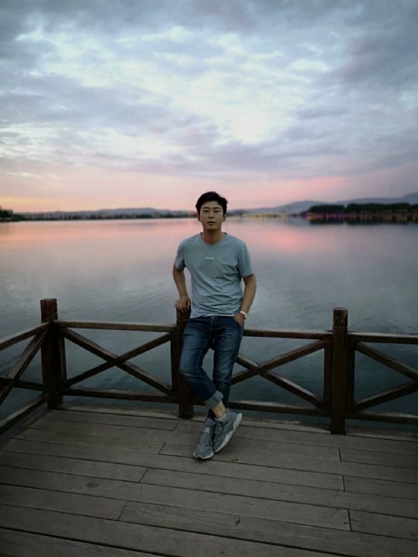 喂南墙我要撞你了的第一张照片--上饶相亲服务中心