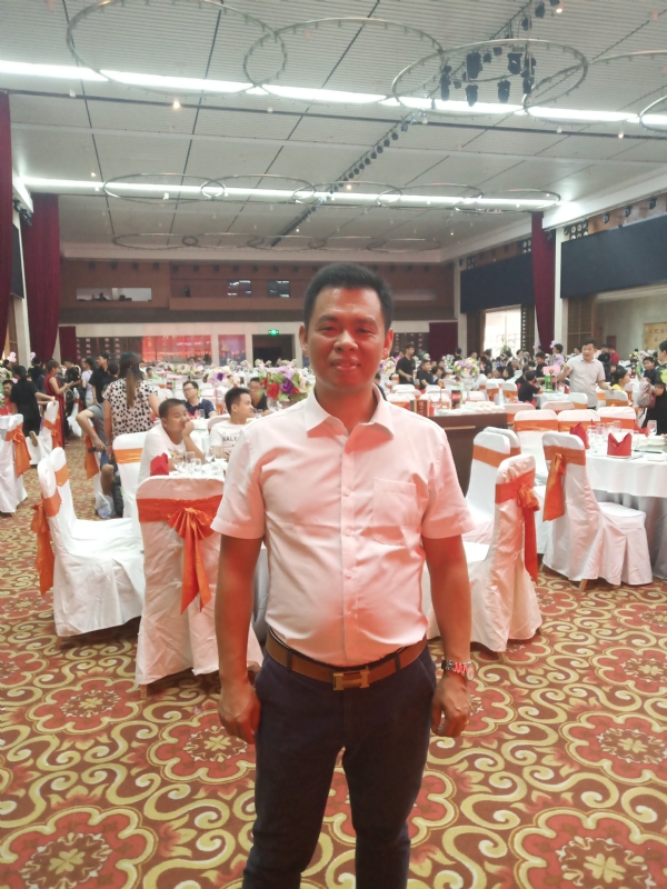 五月酷猪的第一张照片--上饶相亲服务中心