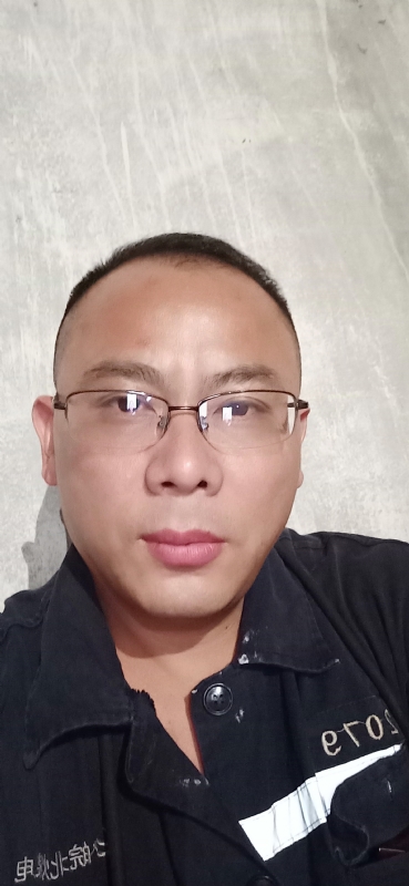 知足常乐的第一张照片--上饶相亲服务中心