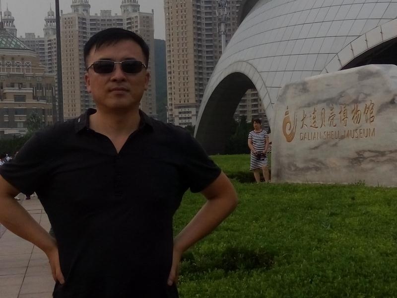 豁达的第一张照片--上饶相亲服务中心