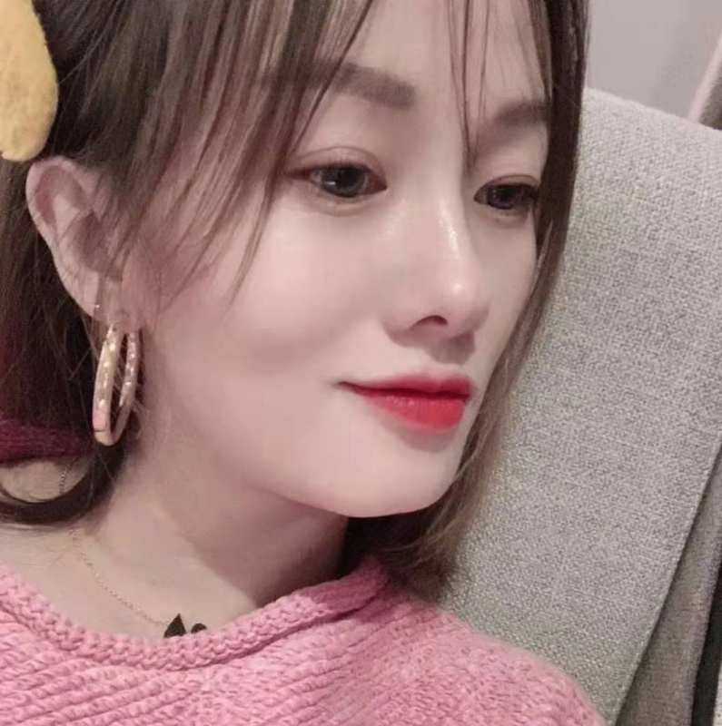 微醺的笑容的第一张照片--上饶相亲服务中心