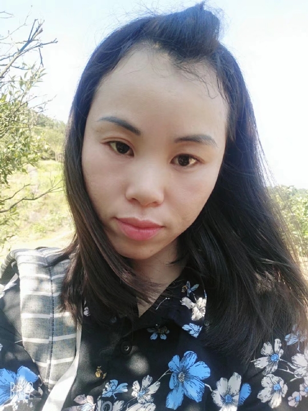 英英的第一张照片--上饶相亲服务中心