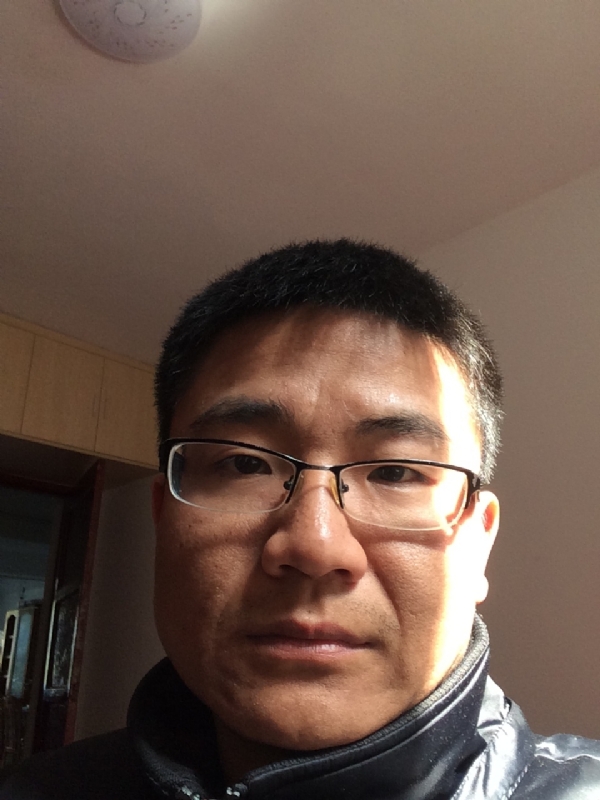 余浩浩的第一张照片--上饶相亲服务中心