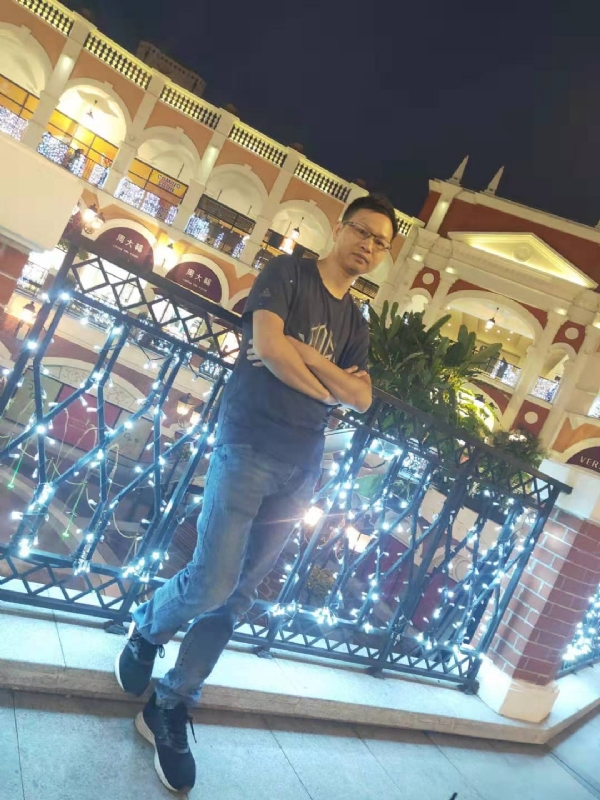 落单恋人的第一张照片--上饶相亲服务中心