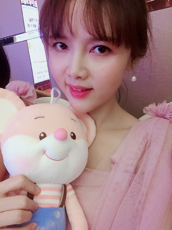 如朱砂的第一张照片--上饶相亲服务中心