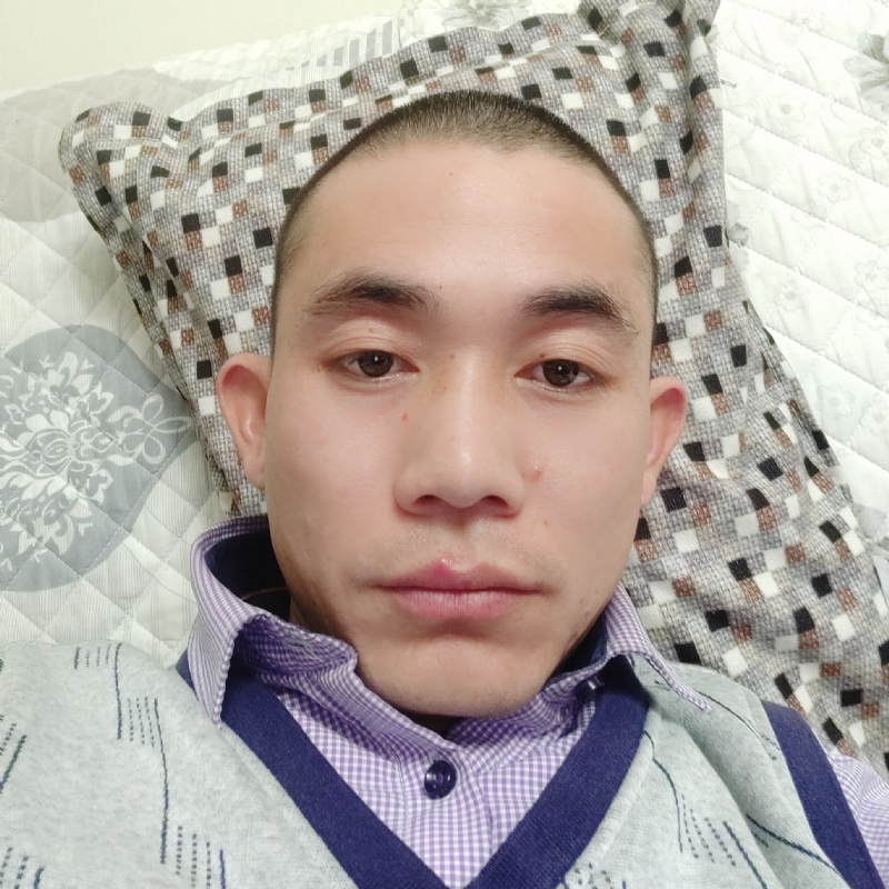 龙飞的第一张照片--上饶相亲服务中心