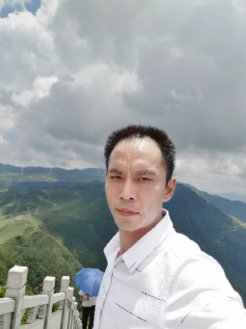 LXZ的第一张照片--上饶相亲服务中心