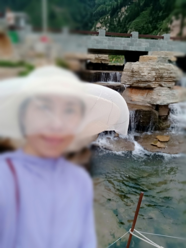 沥秋的第一张照片--上饶相亲服务中心