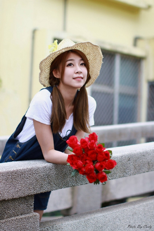 阳光朵朵的第一张照片--上饶相亲服务中心