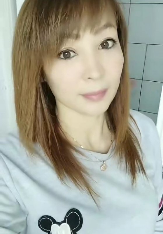 魅力白玲的第一张照片--上饶相亲服务中心