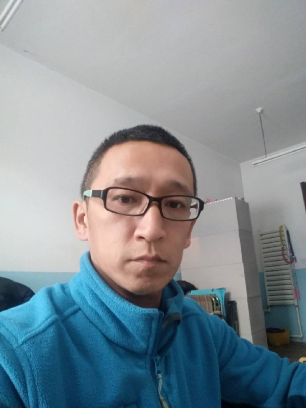 晓峰的第三张照片--上饶相亲服务中心