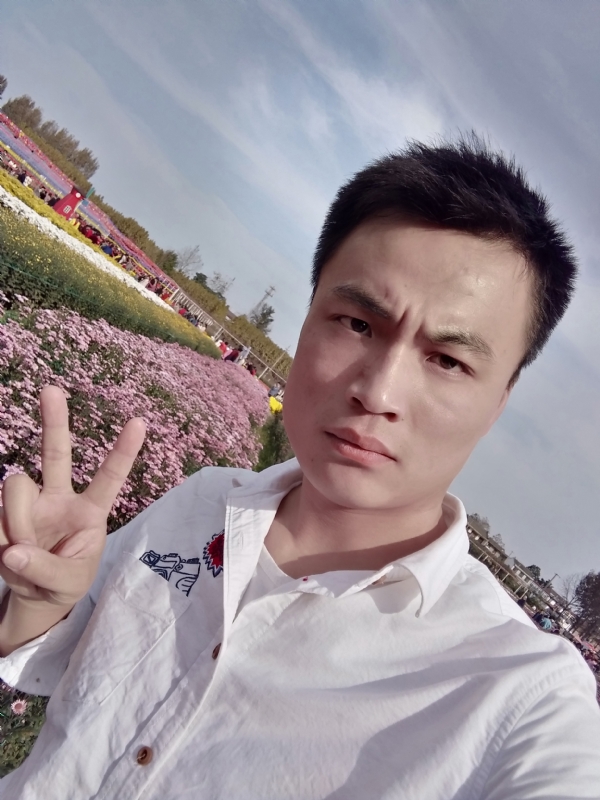 心碎无痕的第二张照片--上饶相亲服务中心