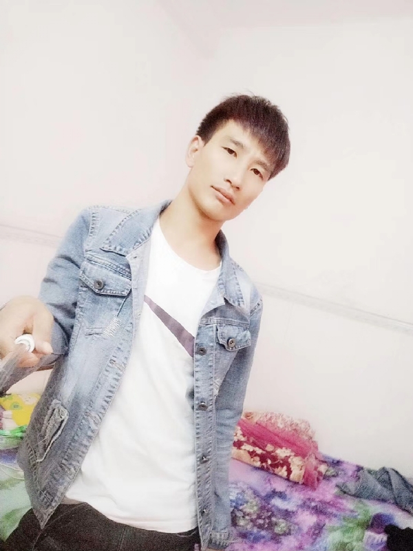 心好痛的第一张照片--上饶相亲服务中心