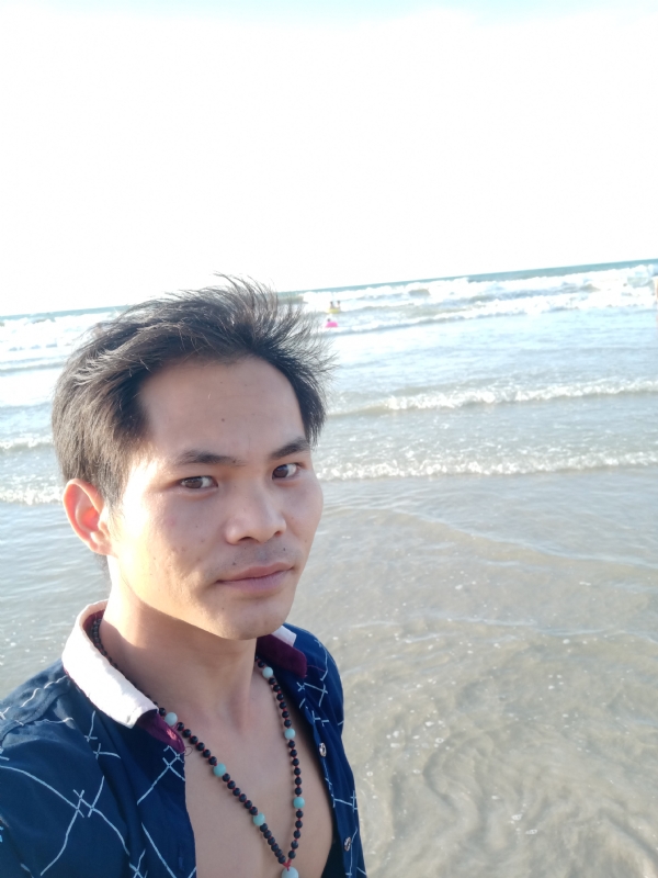 爱已欠费的第一张照片--上饶相亲服务中心