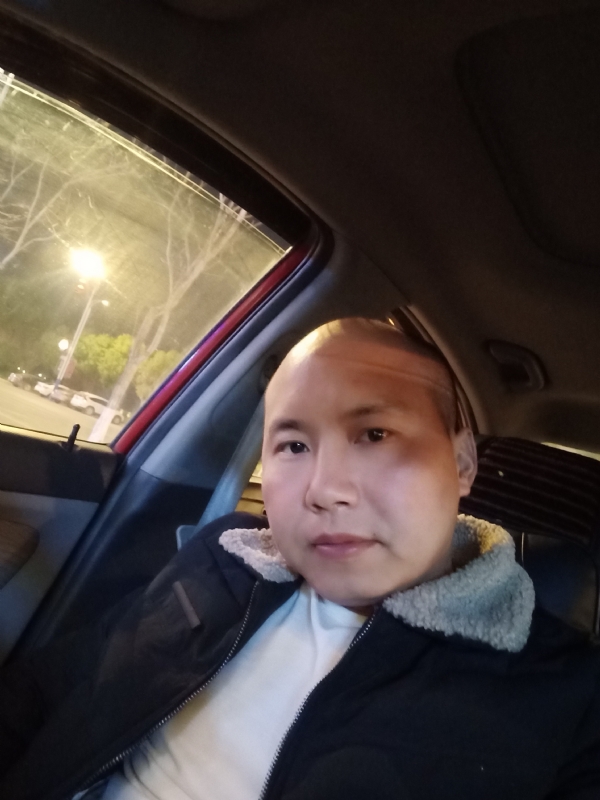 平平淡淡的第二张照片--上饶相亲服务中心