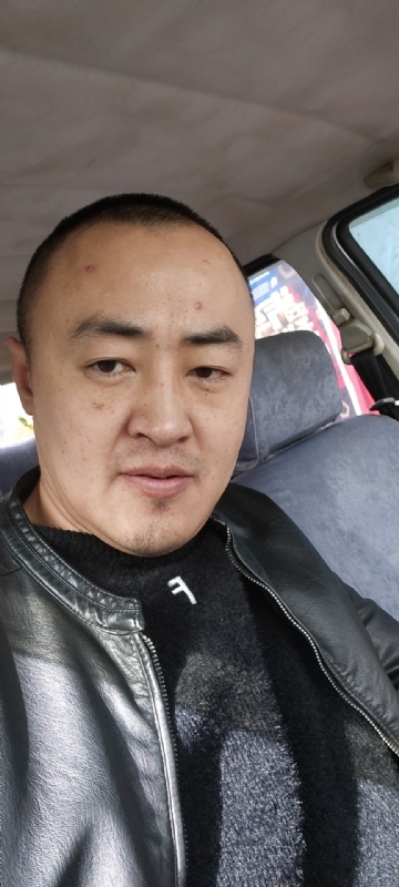 精神九哥的第一张照片--上饶相亲服务中心