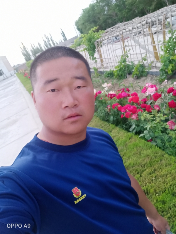 奋斗中的青春最美丽的第一张照片--上饶相亲服务中心