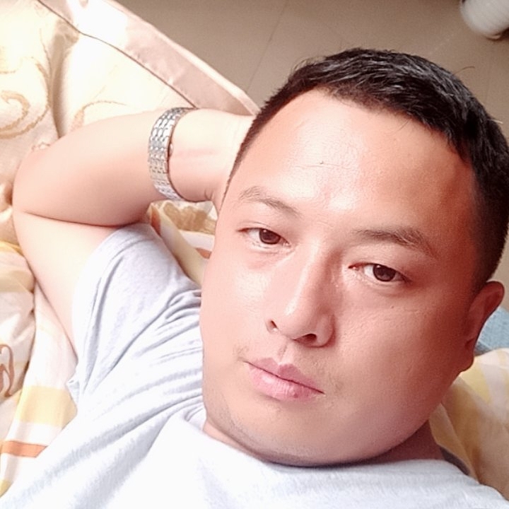 忘世情的第一张照片--上饶相亲服务中心