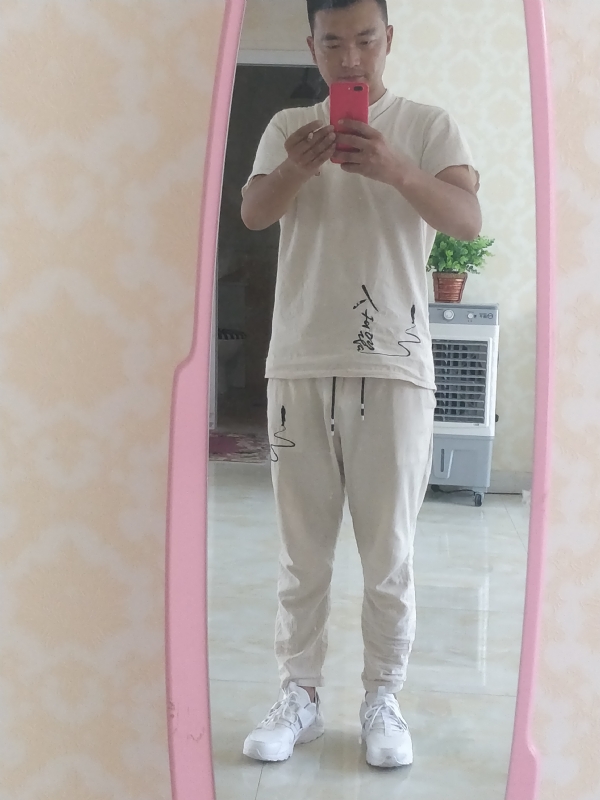 一天一根烟的第二张照片--上饶相亲服务中心