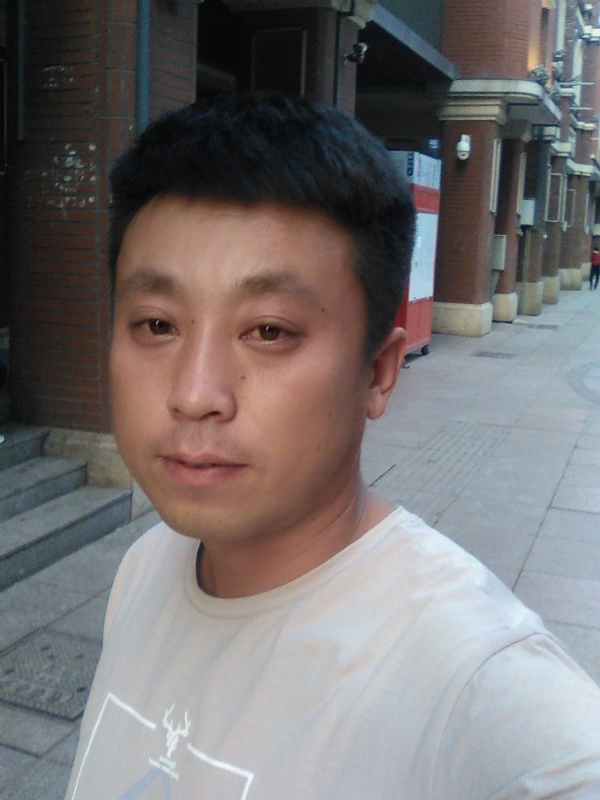 冰冷的心的第一张照片--上饶相亲服务中心