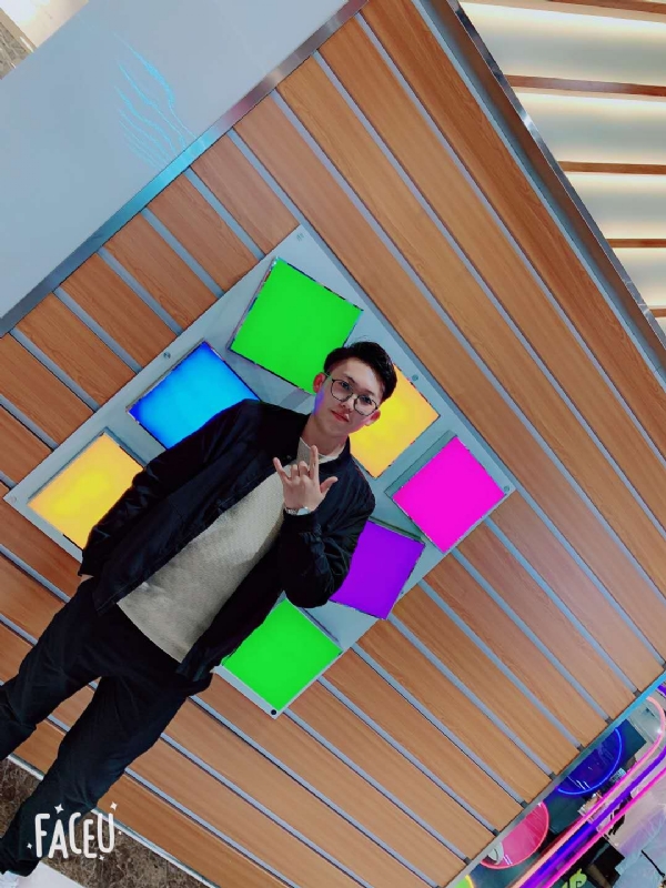 陪伴是最长情的告白的第一张照片--上饶相亲服务中心