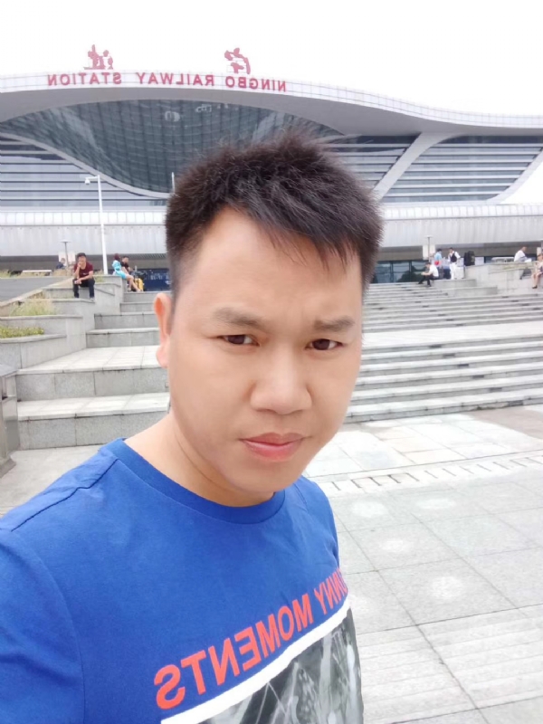 笑对人生的第一张照片--上饶相亲服务中心