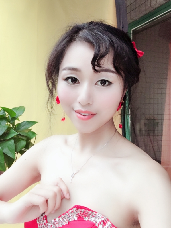 薇薇的第一张照片--上饶相亲服务中心